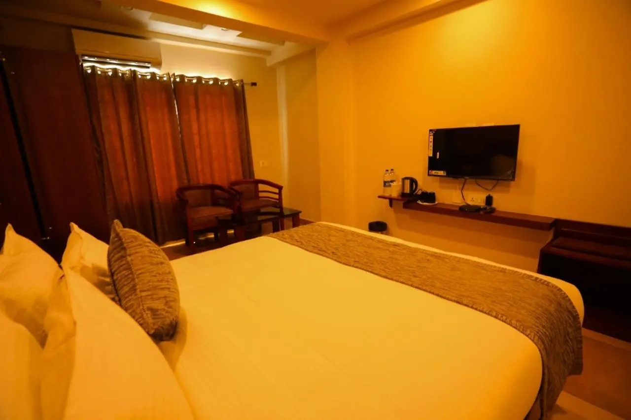Zubis Inn Hotel Kalpetta