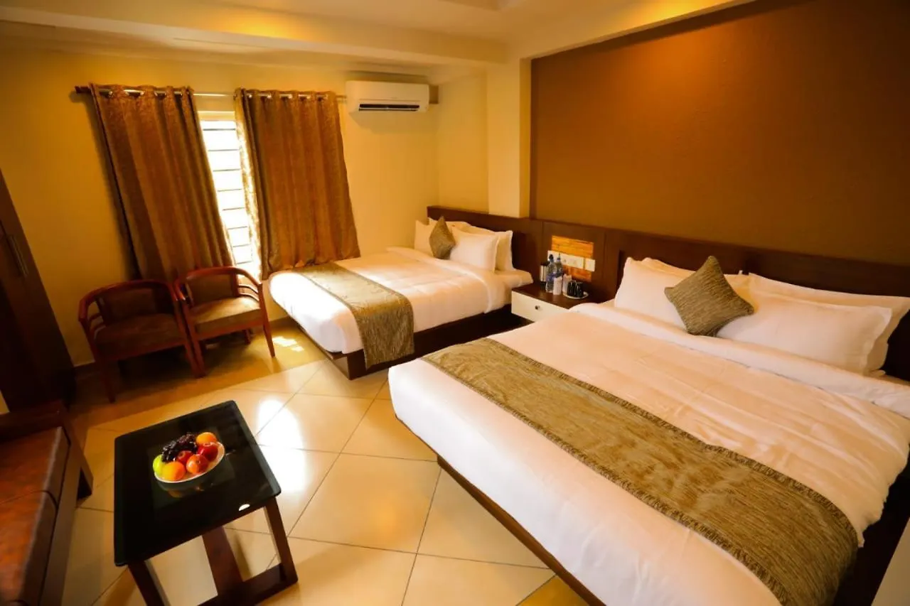 Zubis Inn Hotel Kalpetta