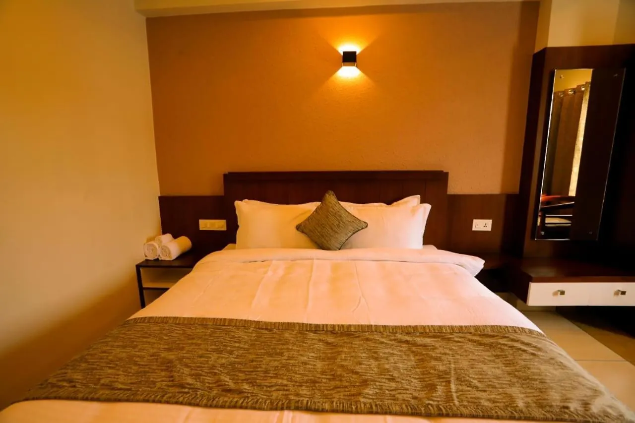 Zubis Inn Hotel Kalpetta